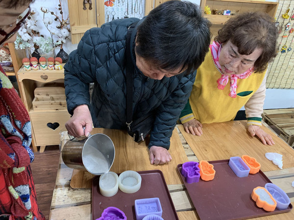 이장례, 심순희어르신.jpg